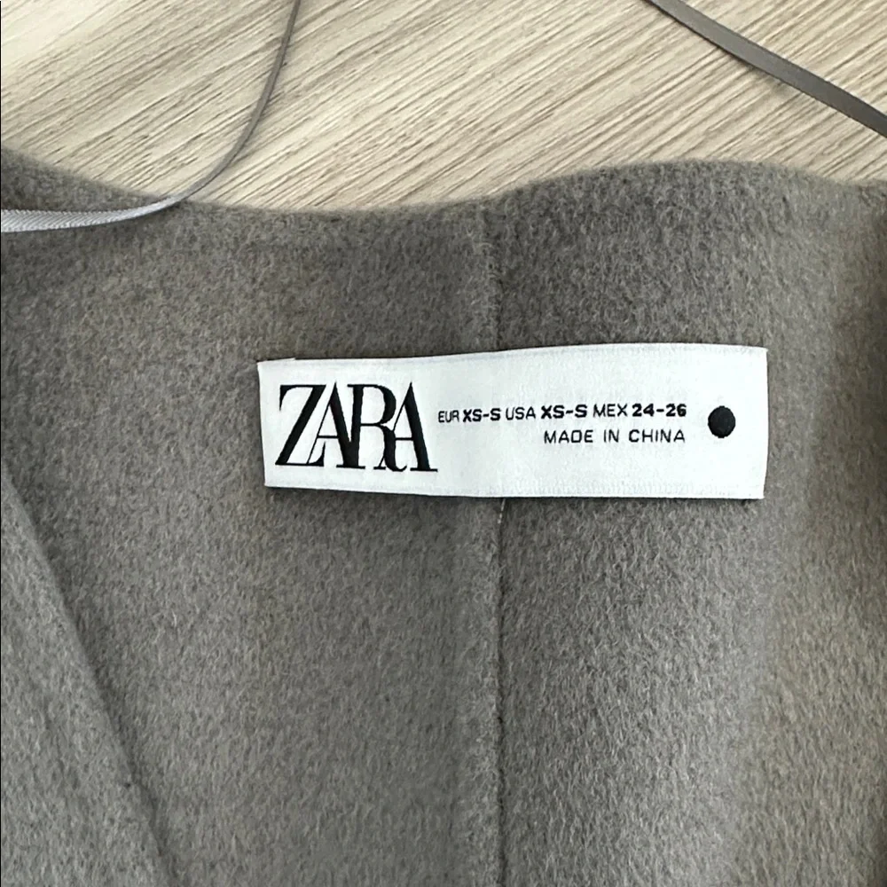 ZARA DOUBLE FACED WOOL KIMONO CARDIGAN ZW
COLLECTION - Picture 4 of 7